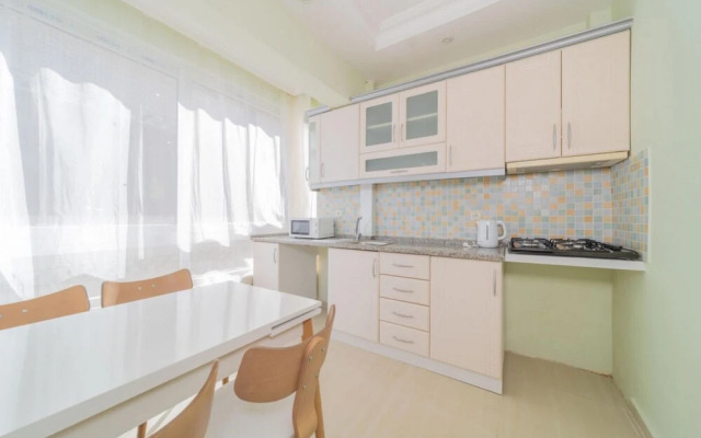 Flat With Sea View and Balcony in Alanya