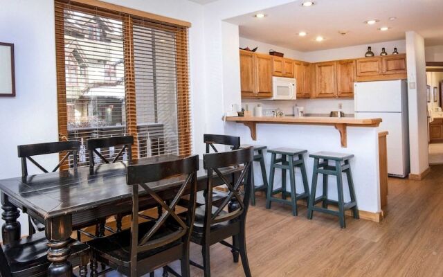 Aspenwood 102 2 Bedroom Condo by RedAwning