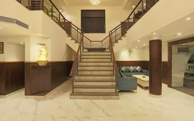 Hotel Arch Inn