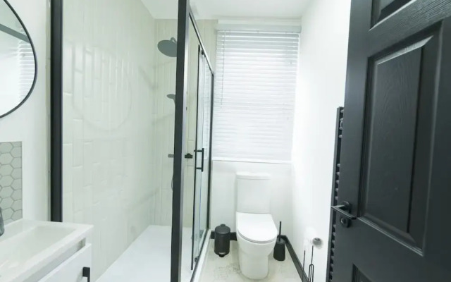 Garmoyle Road Flat 2