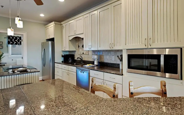 Sharp Reef #4 - Endless Summer