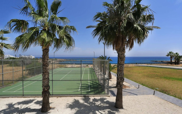 Coralli Spa Resort and Residence
