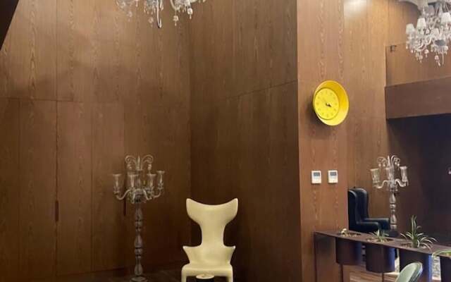 1 Bedroom Apartment High Floor City View