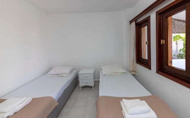 House With Sea View Near Camel Beach in Bodrum