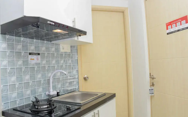 Cozy and Comfy Studio at Amethyst Apartment