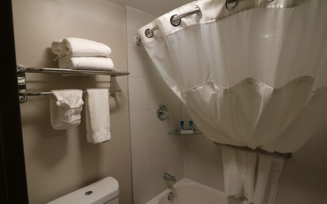 Radisson Hotel Southfield-Detroit