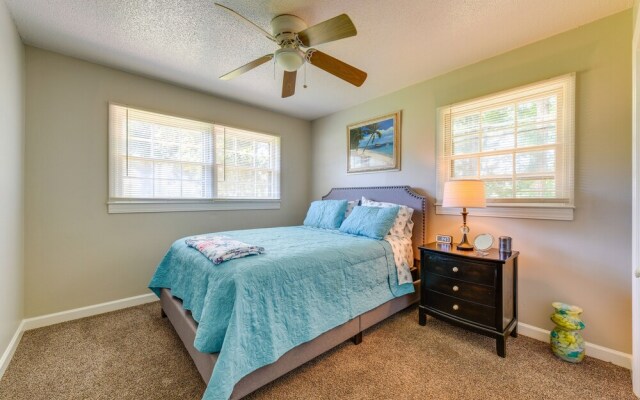 Charming Jonesville Home w/ Grill - Near Wineries!