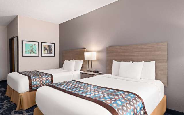Baymont by Wyndham Waterloo
