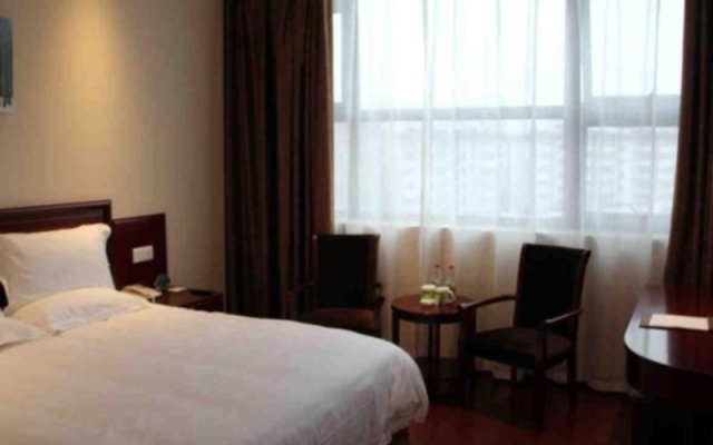 GreenTree Inn Anhui HeFei West Changjiang Road Fengle Building Express Hotel – Guest Rooms – Hefei
