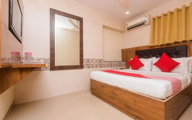 OYO 15533 Hotel Kalpana Residency