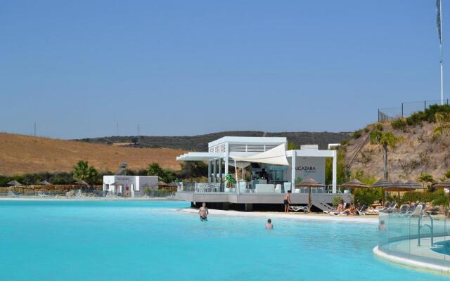 Al-401 Apartment in Alcazaba Lagoon