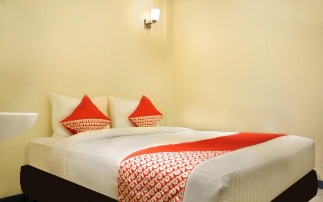 OYO 148 Cempaka Place Homestay