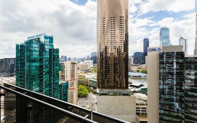 SONYA, 2BDR Southbank Apartment