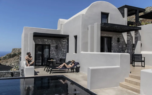 Nimbus Santorini
