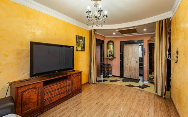 Апартаменты на Верхние Поля 35/2