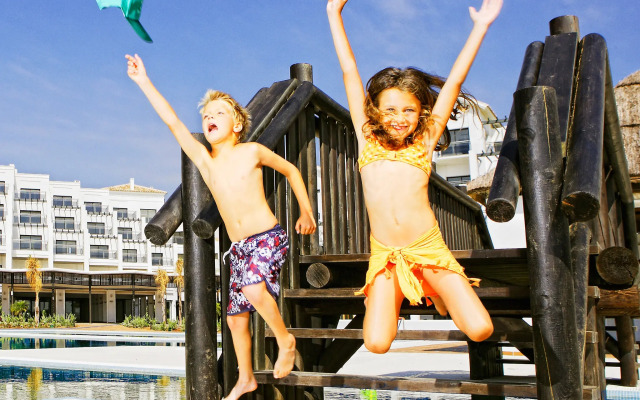 Estepona Hotel & Spa Resort