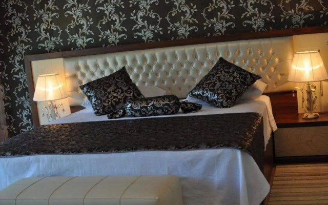 Well Done Hotel