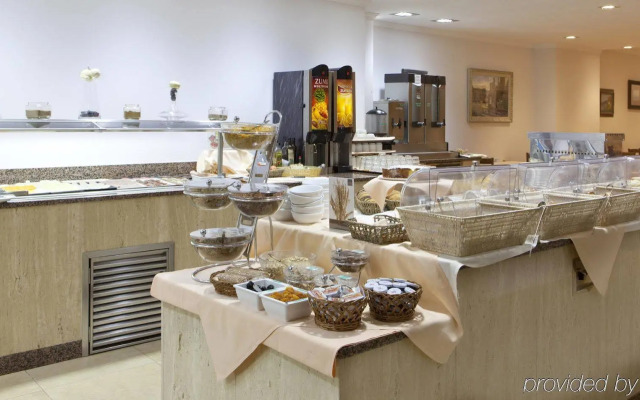 Senator Gran Vía 70 Spa Hotel