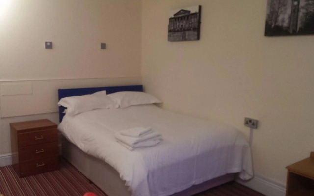 The Huddersfield Hotel