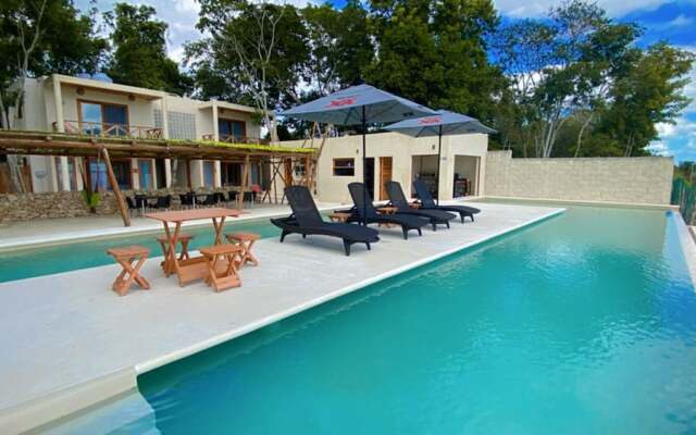 Hotel y Eco-Cabañas Azul María Bacalar