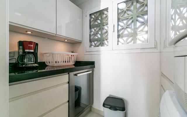 25-Modern Apartment in Paseo Maritimo, Fuengirola!