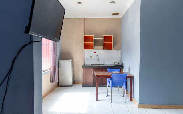 RedDoorz Plus @ Jalan Iskandar Muda Medan
