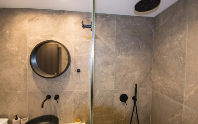 Utopia Residences by Checkin
