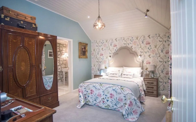 Coach House Boutique B&B