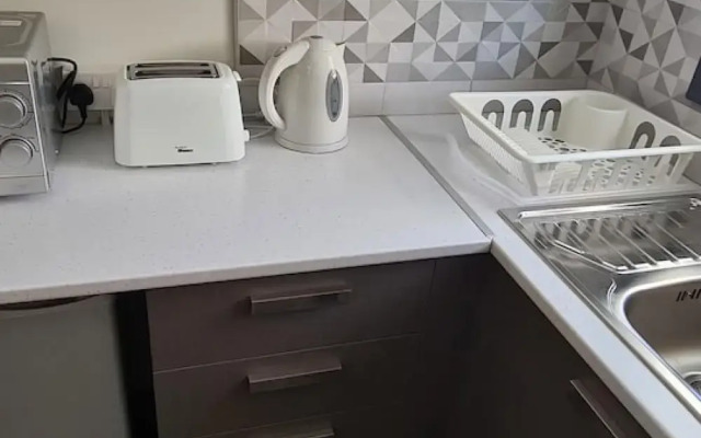 14 AN - 113 Nissi Twins Apartment