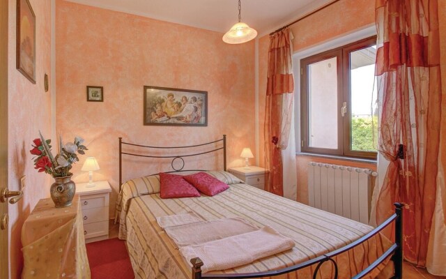 Beautiful Apartment in Cecina LI With 2 Bedrooms