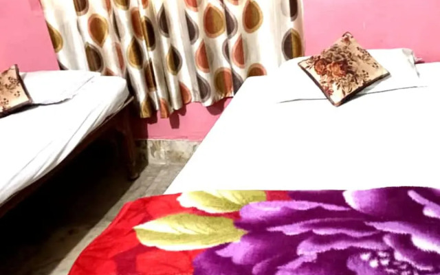Goroomgo Homestay Haldwani