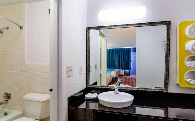 Motel 6 Lagrange, GA