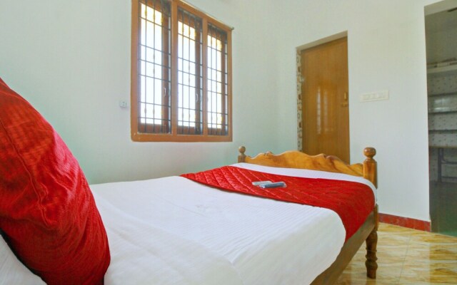 OYO 12136 Home Serene 1BHK Aurovile Beach