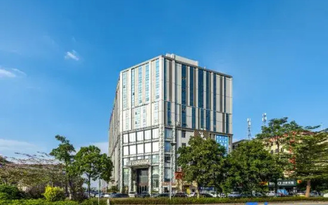 Zhongshan Randa Plaza Rezen Select Hotel