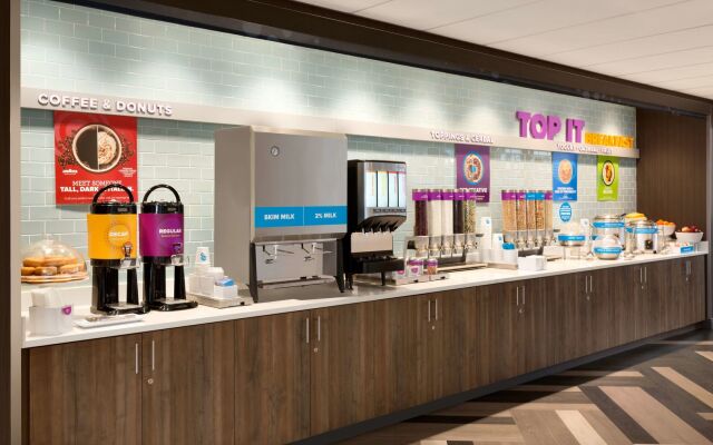 Tru by Hilton Cheyenne WY