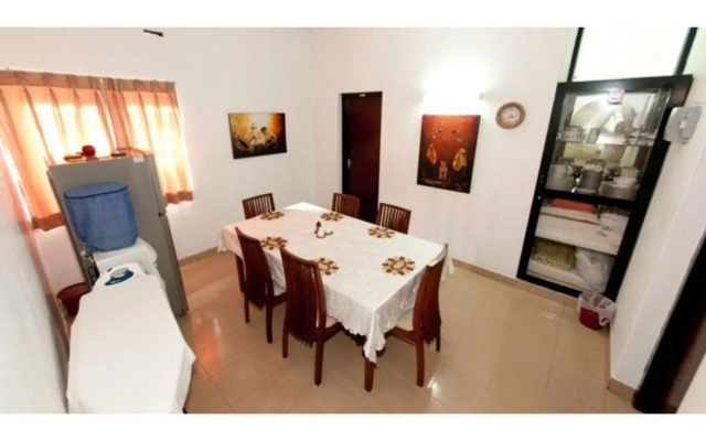 Vista Room Off Mount Avenue