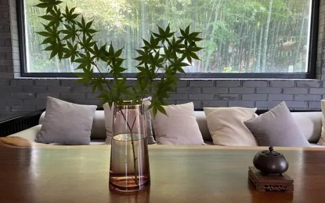 Wuxi Dayin Mountain Residence Garden Homestay