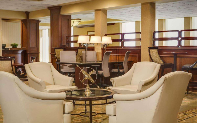 Wyndham Omaha / West Dodge