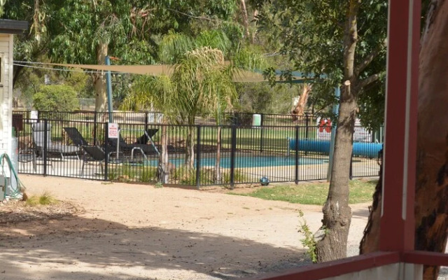 Yarrawonga Riverlands Tourist Park