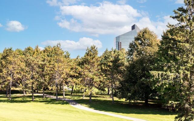 2BDR Loft Suite Golf Course Condo 5549