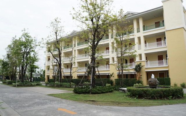 The One Residence Hotel
