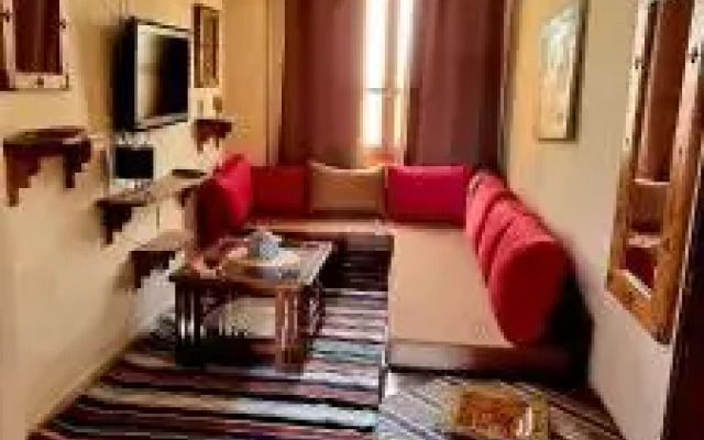Sarra Hotel