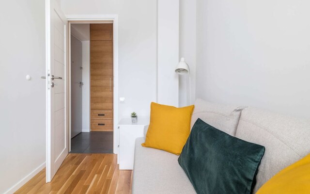 Teatr Wielki 2-Bedroom Apartment