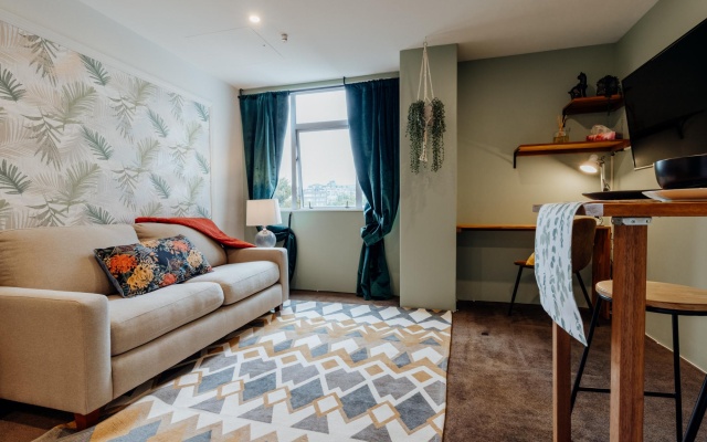 Newly refurbished 1 bedroom apt near Spark Arena *FREE WIFI* – Guest Rooms – Auckland