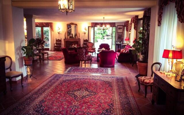 A Villa Esperia Bed and Breakfast