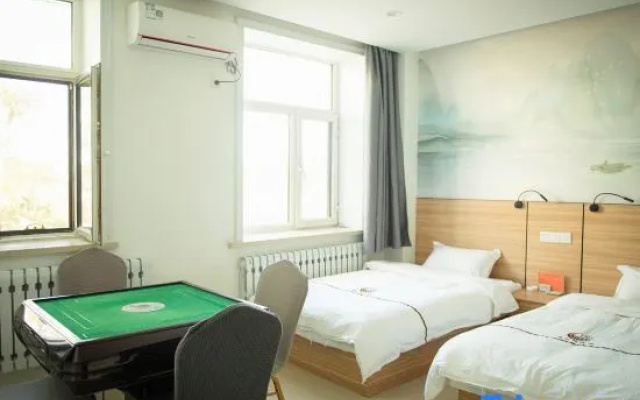 Jinzhicheng Hotel (Fujin Jiansanjiang Station)