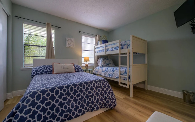 Bayview Beach Condo
