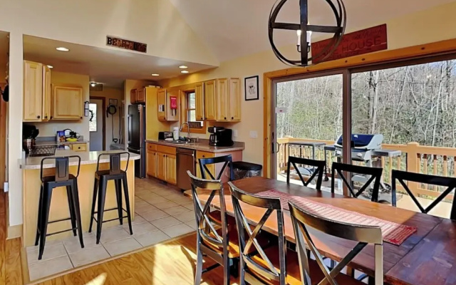 Waves, Waffles & Wifi by Taylor Made Deep Creek