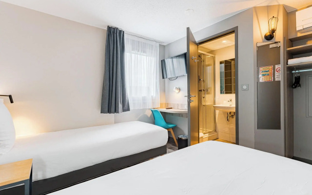 KYRIAD DIRECT Tours Sud - Chambray Lès Tours