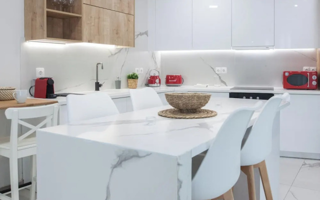 Panormou Modern Elegant 3 Bd Balcony Apt